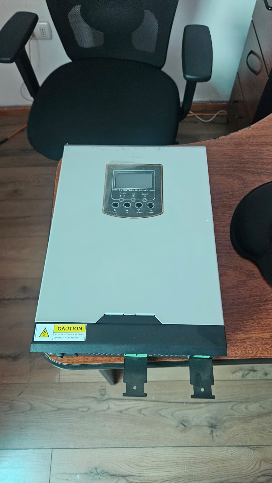 Inversor Cargador 2000W 24V AXPERT VP PWM (Reparado)